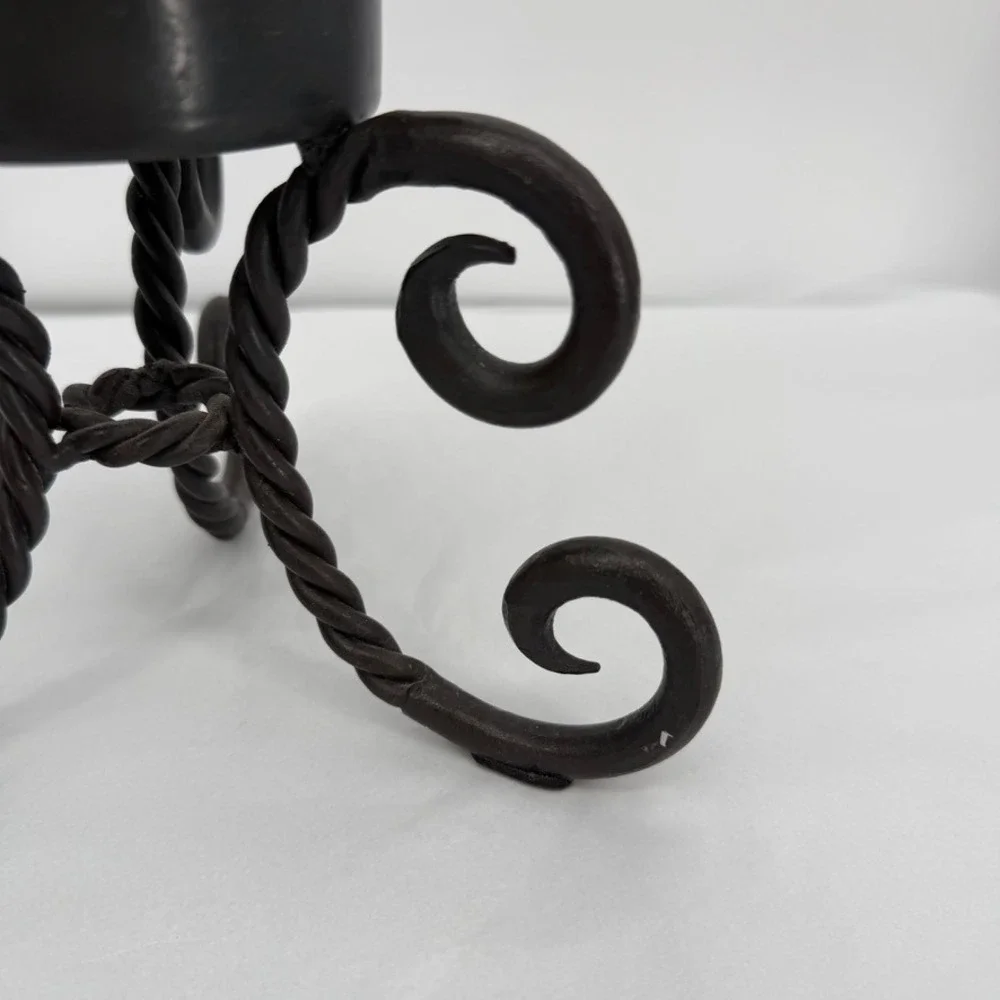 Source Unknown cast iron